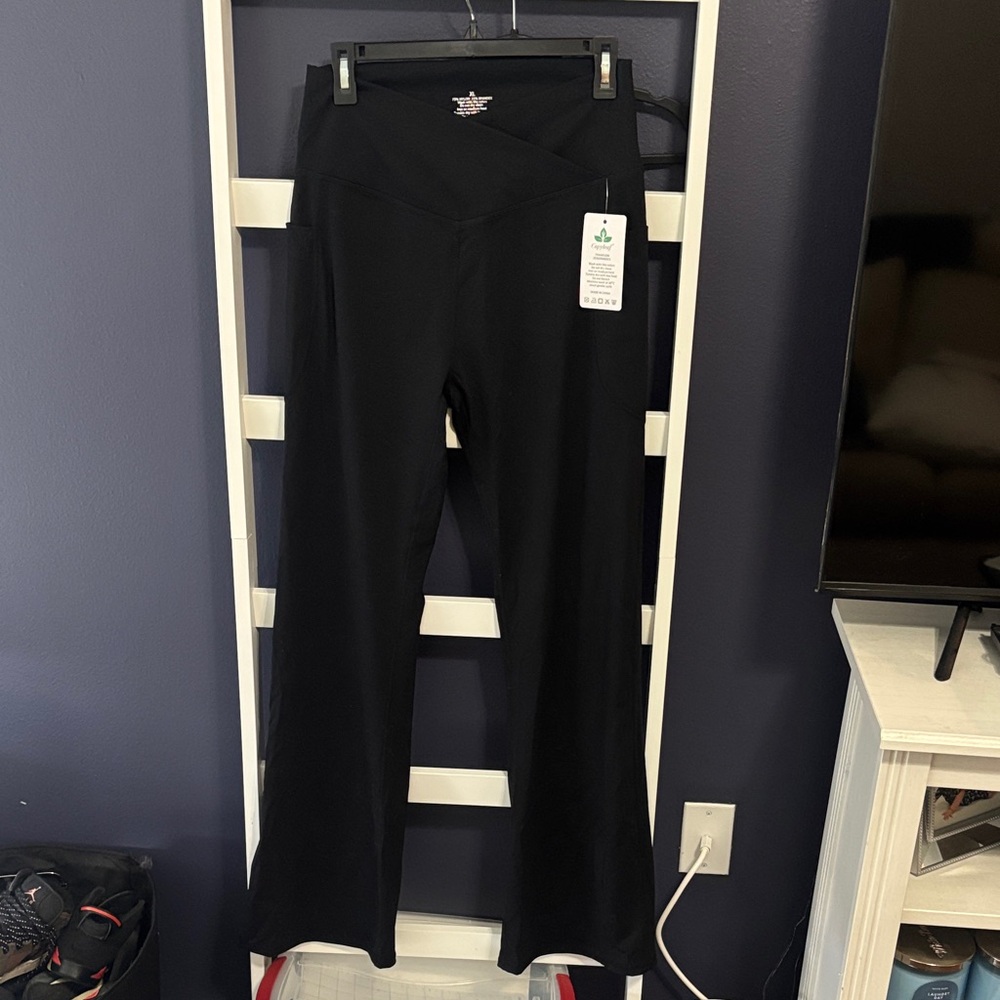 Black Flared Yoga Pants